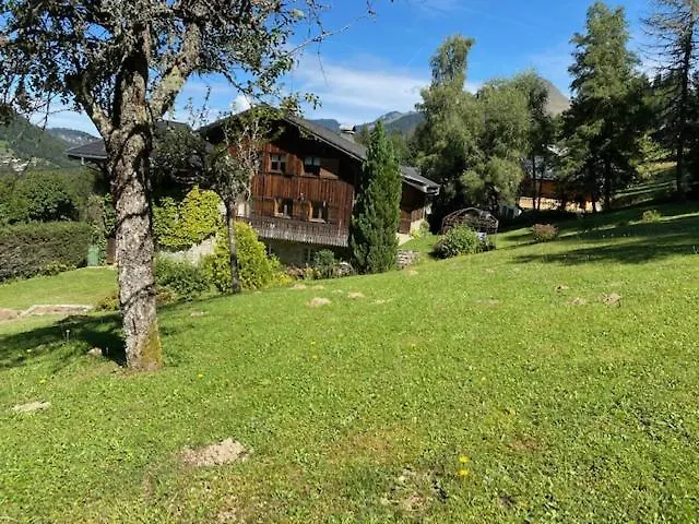 Alpine Apartment Les Gets